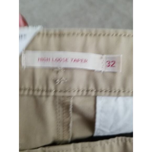 NWT Levis High Rise Loose Tapered Pleated Tan Khaki Pants Size 32 X 30 No Belt - Picture 10 of 12